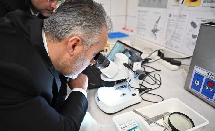 Bursa'da sinekle mücadele laboratuvara taşındı