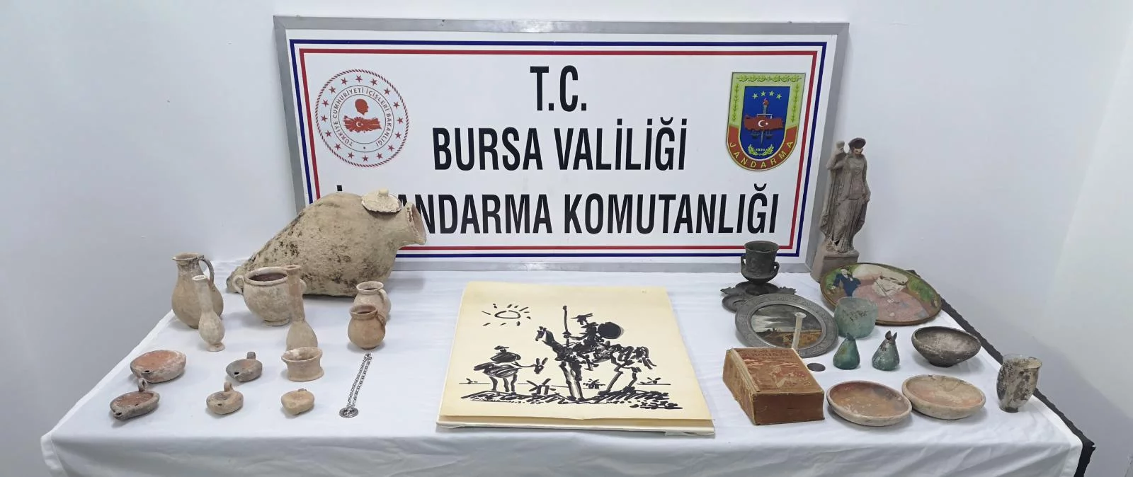 Bursa'da tarihi eser kaçakçıları suçüstü yakalandı
