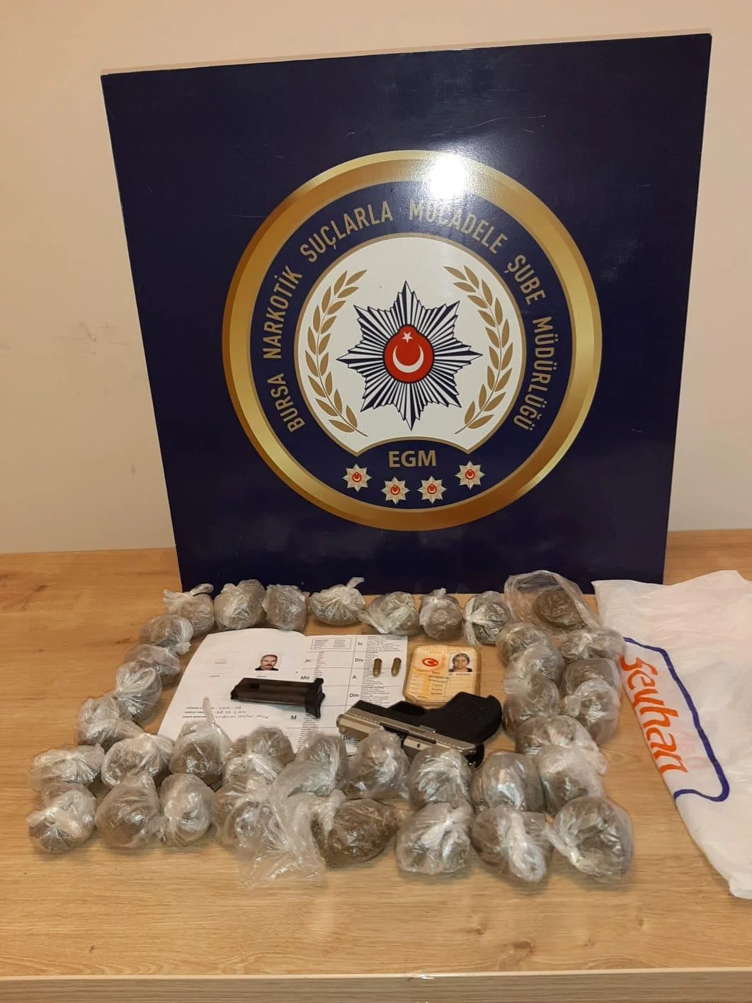 Bursa'da uyuşturucu ticaretine 2 tutuklama