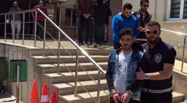 Bursa'da yabancı uyruklu 4 şahıs uyuşturucu maddeyle yakalandı