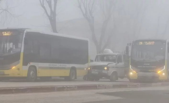 Bursa'da yoğun sis kazası