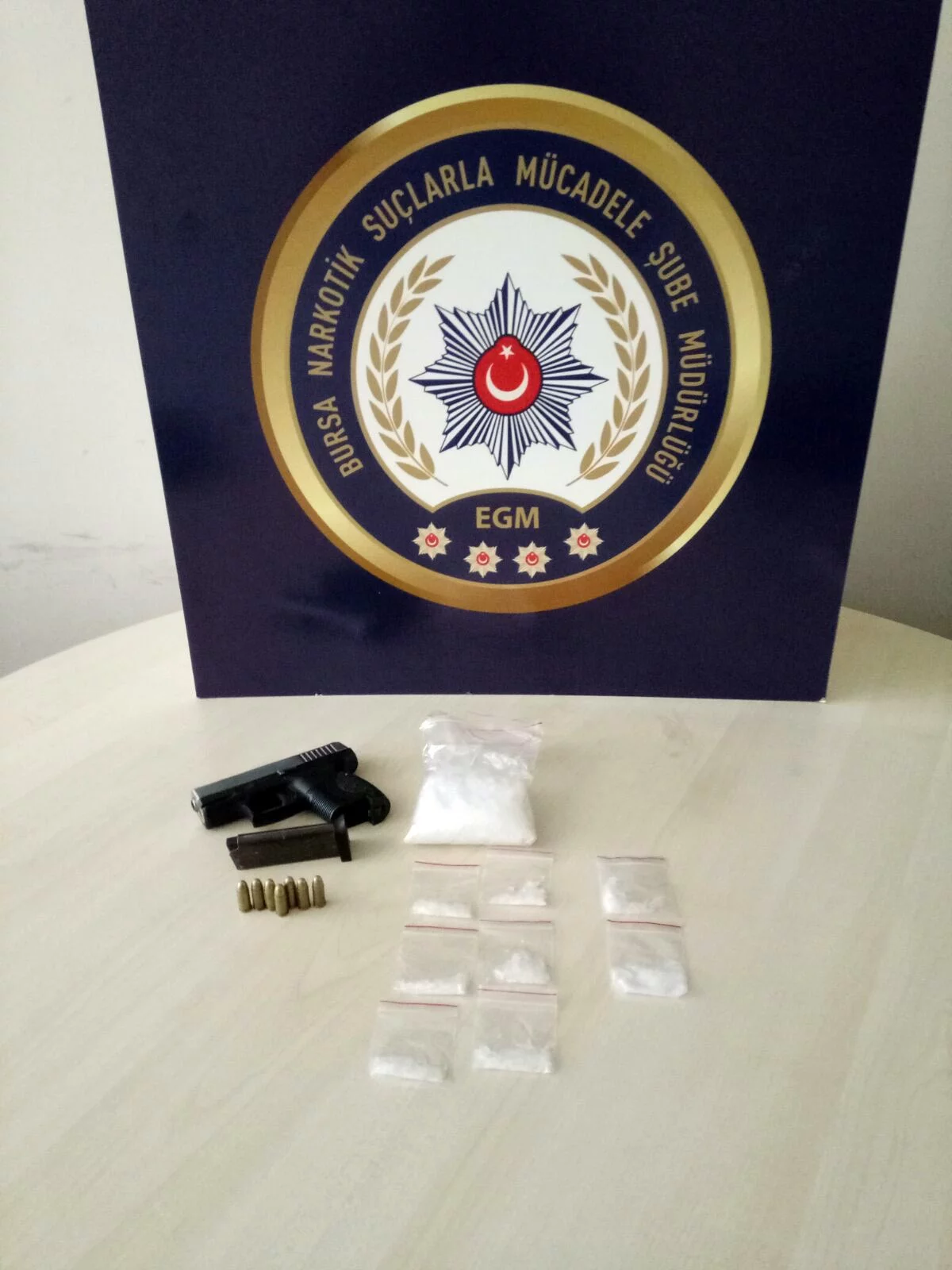 Bursa'daki uyuşturucu operasyonunda 12 kişi gözaltına alındı