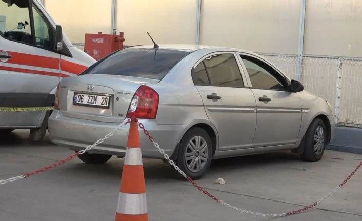 Bursa’da benzinlikte otomobilin içinde ölü bulundu