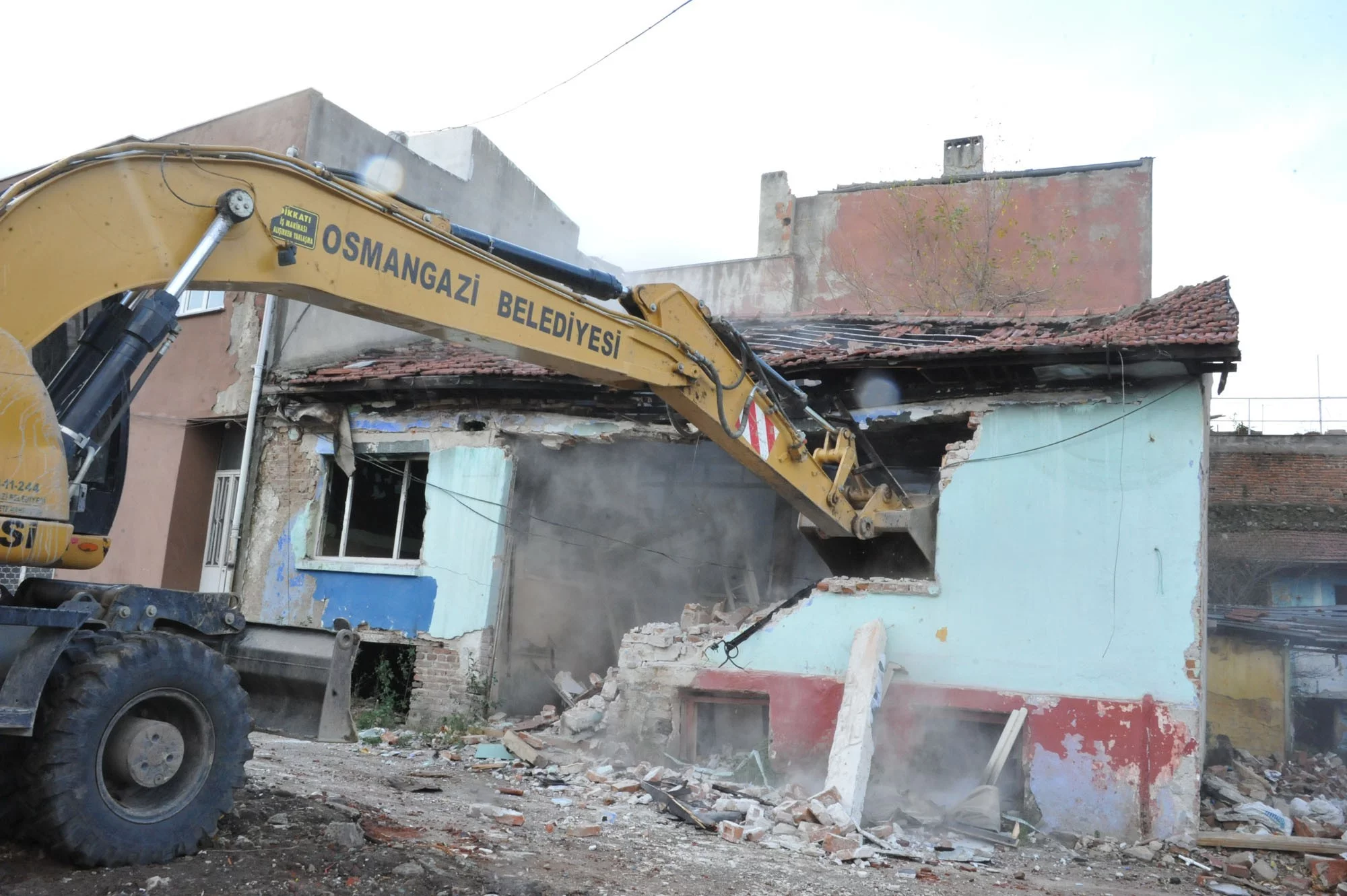 Bursa’da bir yılda 441 metruk bina yıkıldı