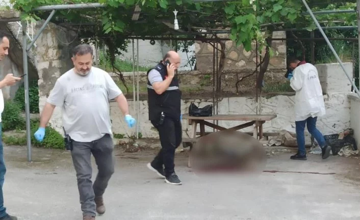 Bursa’da dehşet: Tartıştığı kadını öldürdü ardından intihar etti
