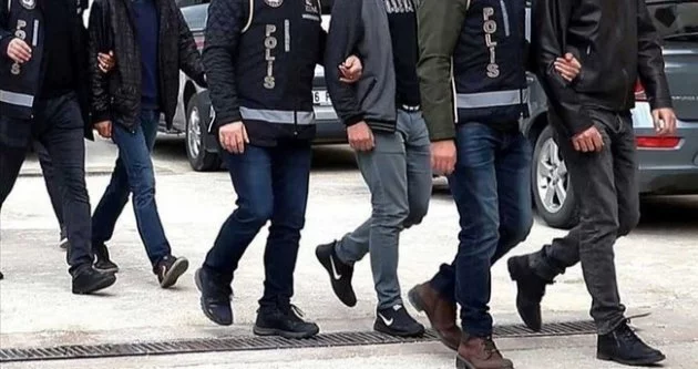 Bursa’da eş zamanlı operasyonla 16 FETÖ’cü kadın yakalandı