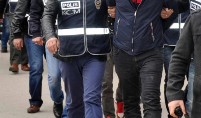 Bursa’da FETÖ operasyonu: eski 14 askeri öğrenci gözaltında