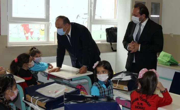 Bursa’da İlköğretim Haftası Coşkuyla Kutlandı