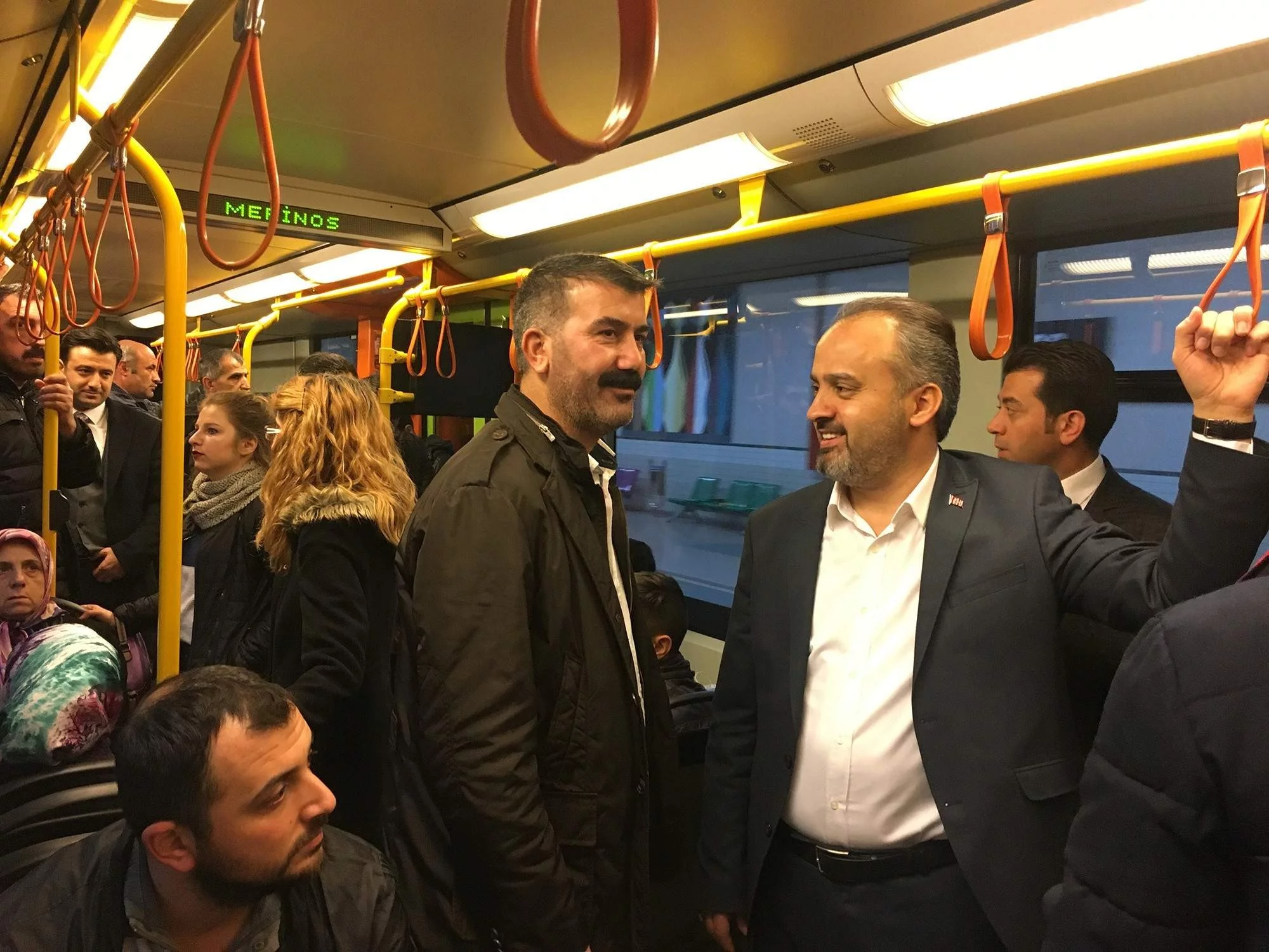 Bursa’da toplu taşıma ücretlerine yüzde 10 indirim geldi