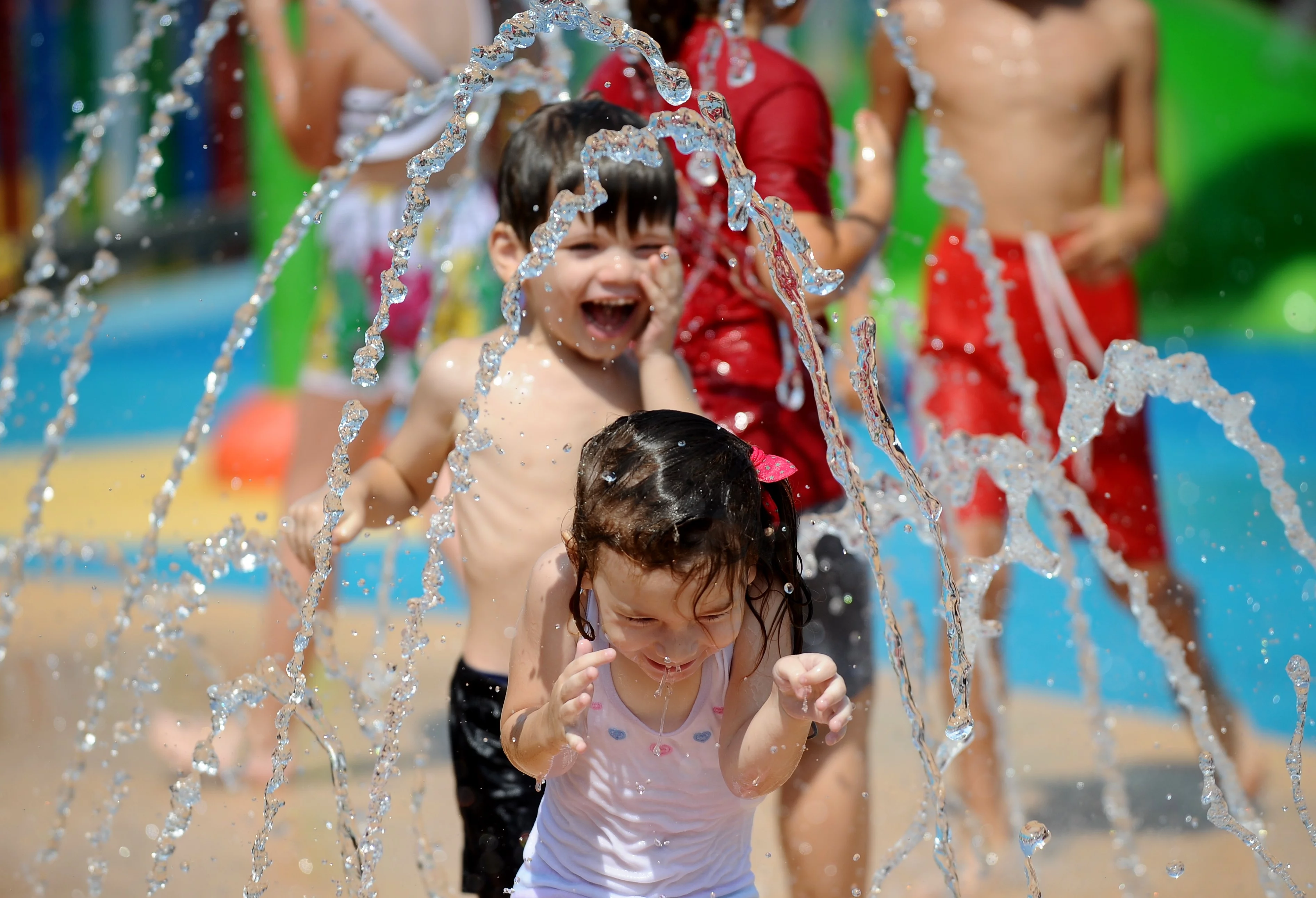 Bursa’nın ilk su oyunları parkı açıldı
