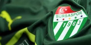 Bursaspor'da 6 kişi ile yollar ayrıldı