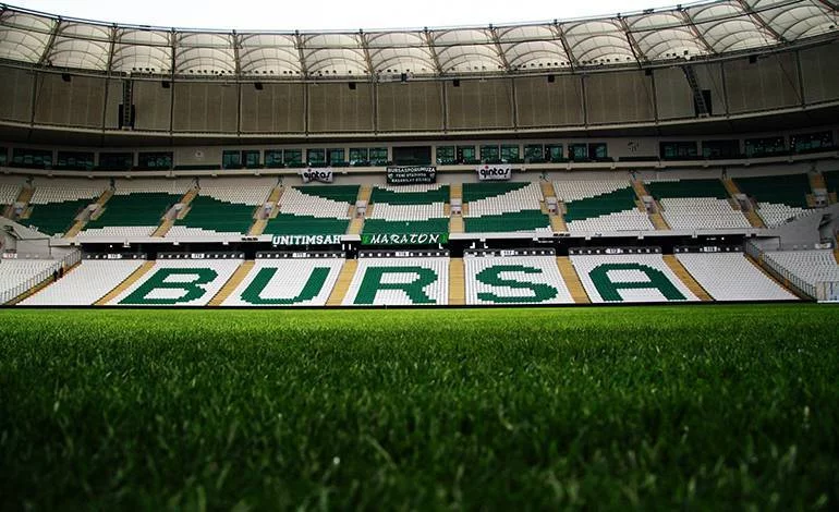 Bursaspor, Timsah Arena'ya taşınıyor