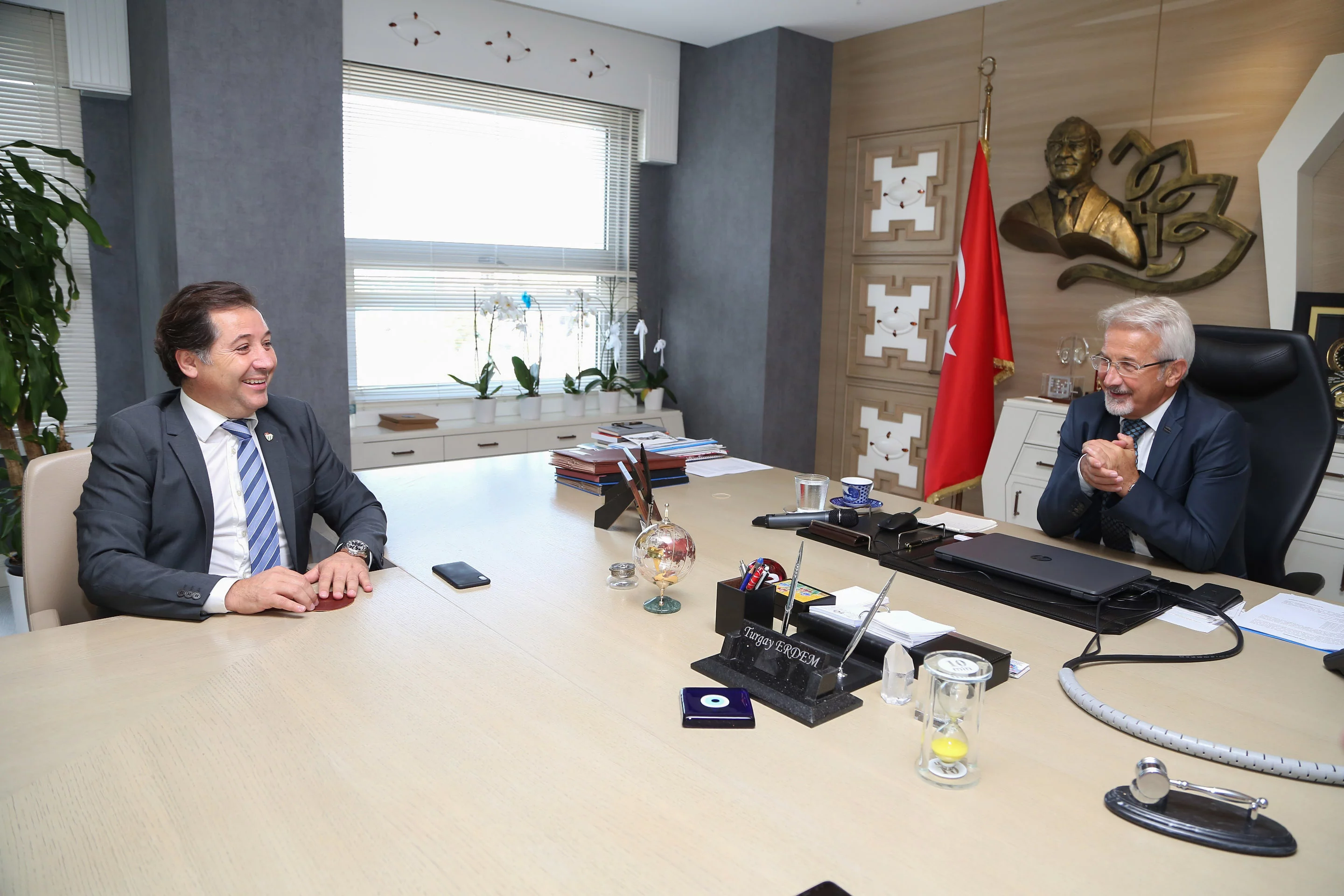 Bursaspor yönetiminden Başkan Erdem’e ziyaret