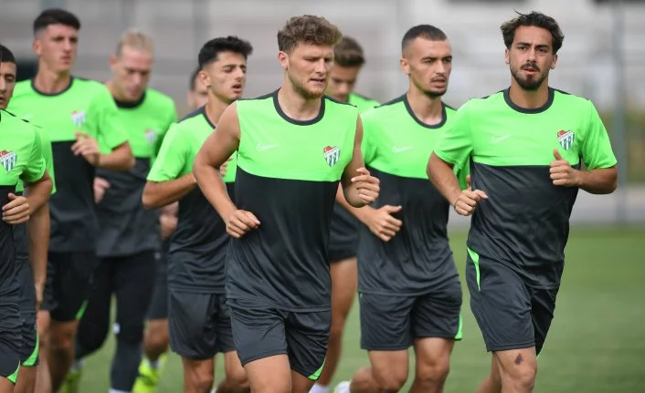 Bursaspor’da yeni sezon hazırlıkları Afyon’da devam ediyor
