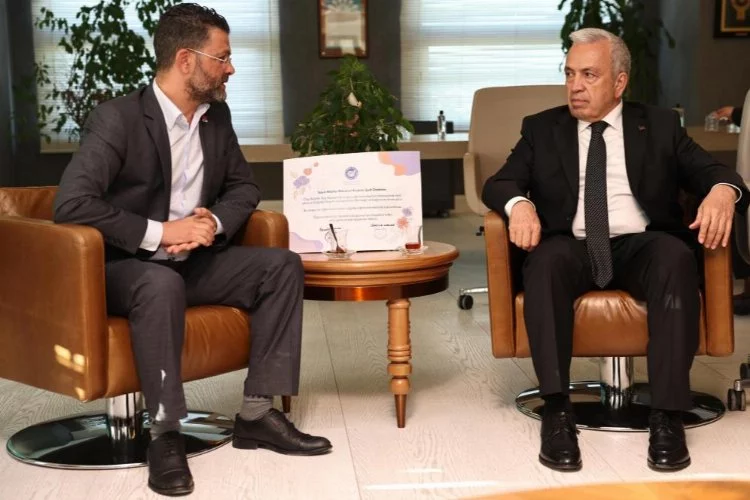 CHP ilçe yönetiminden Başkan Özdemir’e destek ziyareti