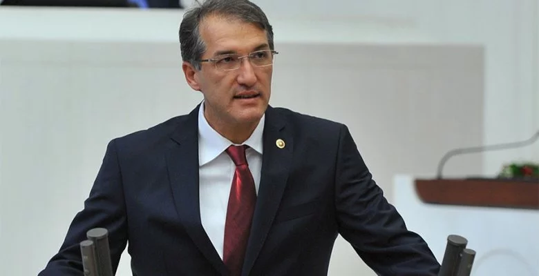 CHP Milletvekili Ceyhun İrgil: “Öğrenci affına rektörler ayak diretmesin”