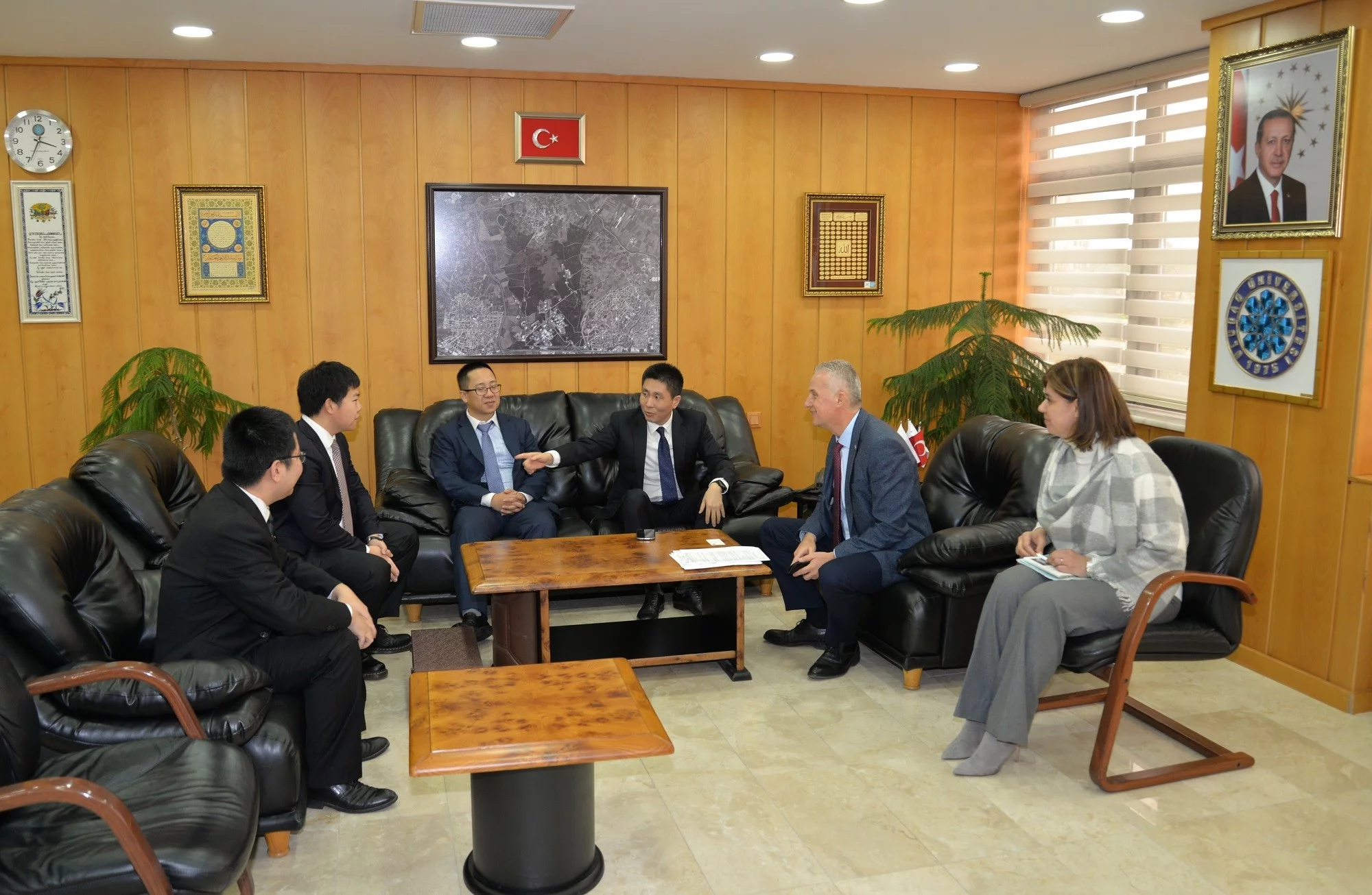 Çin başkonsolosundan Uludağ Üniversitesi’ne iş birliği ziyareti