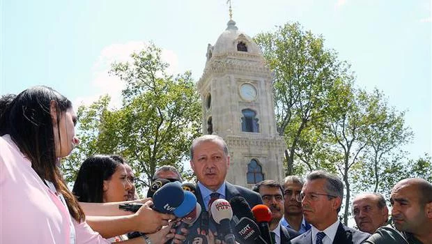 Cumhurbaşkanı Erdoğan'dan Almanya'daki Türk vatandaşlarına çağrı: Onlara ders verin