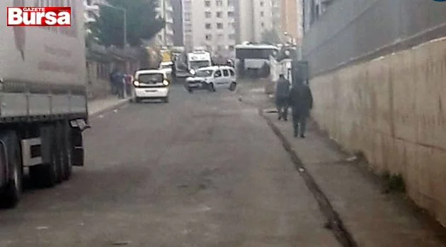 Diyarbakır'da polise saldırı:7 şehit, 27 yaralı