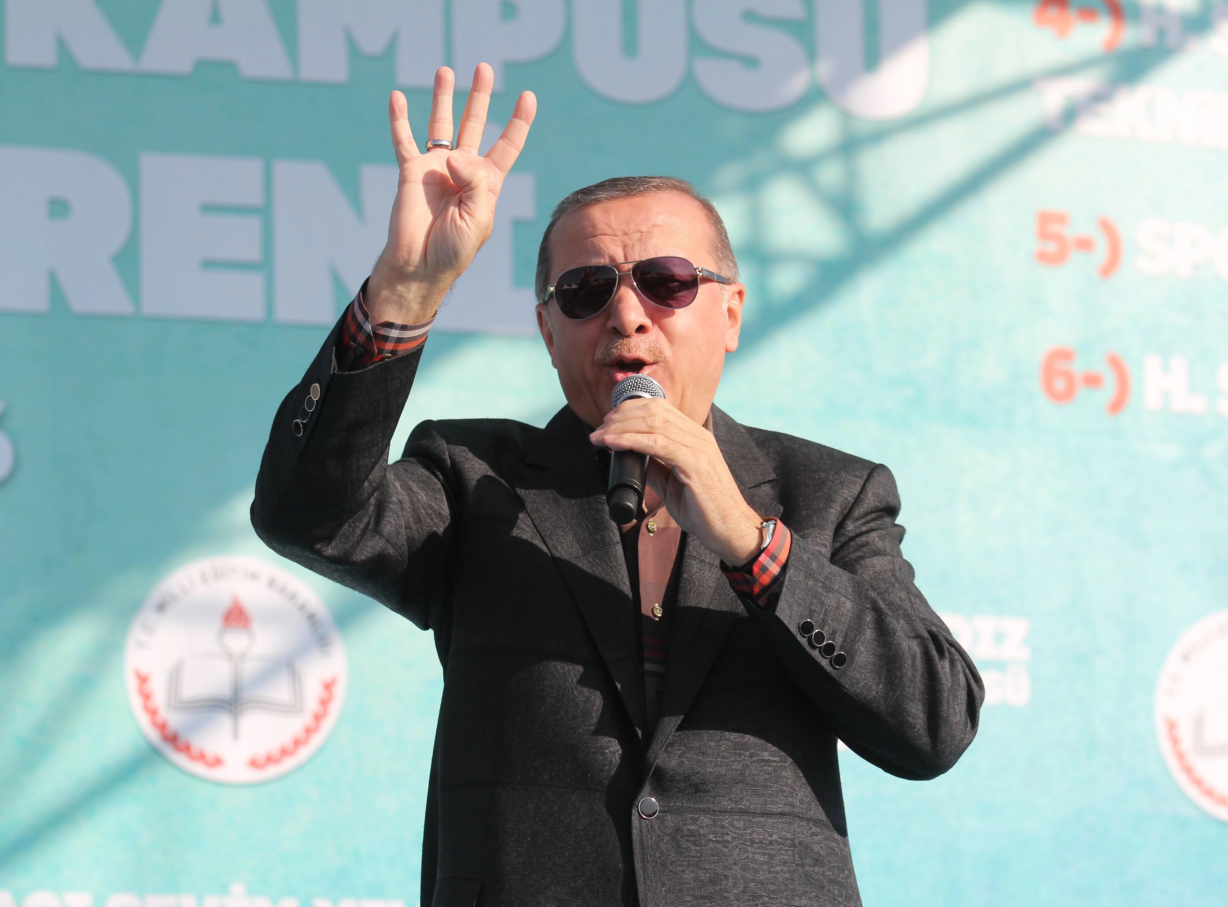 Erdoğan, İnegöl'den dünyaya meydan okudu