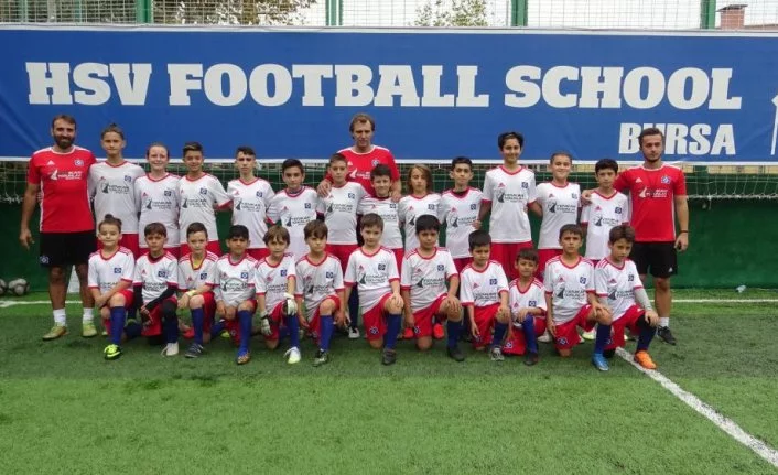 HSV Hamburg Futbol Okulu Bursa’da kapılarını açtı