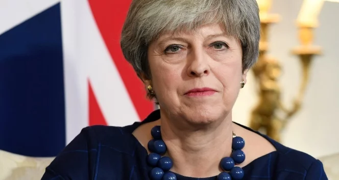 İngiltere Başbakanı May’e suikast girişimi engellendi