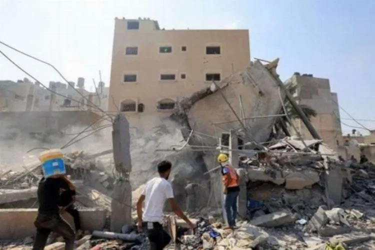 İsrail ordusu Refah'ta sivilleri vurdu: 11 ölü, 50 yaralı