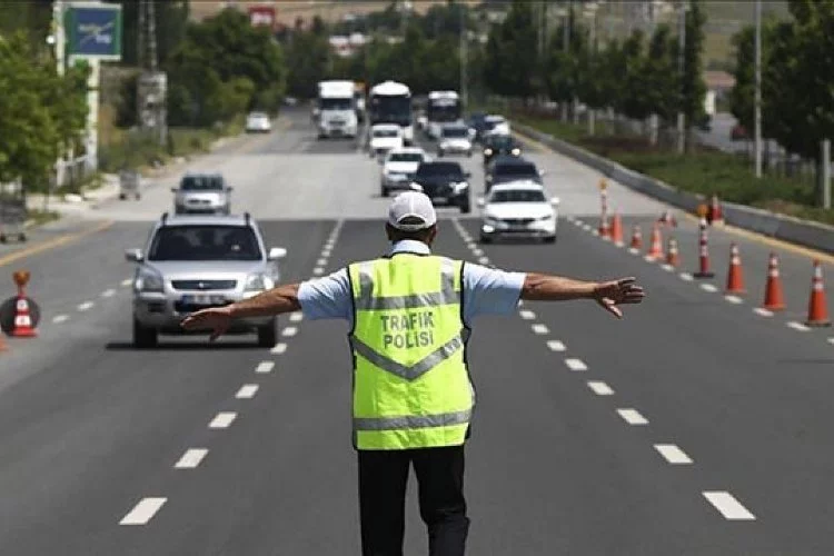 İstanbul’da Pazar günü bazı yollar trafiğe kapatılacak