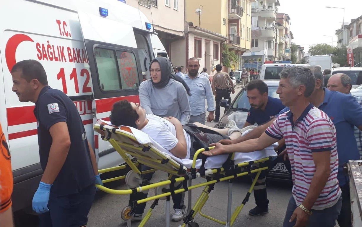 İznik'te kuzenlerin silahlı kavgası: 3 yaralı