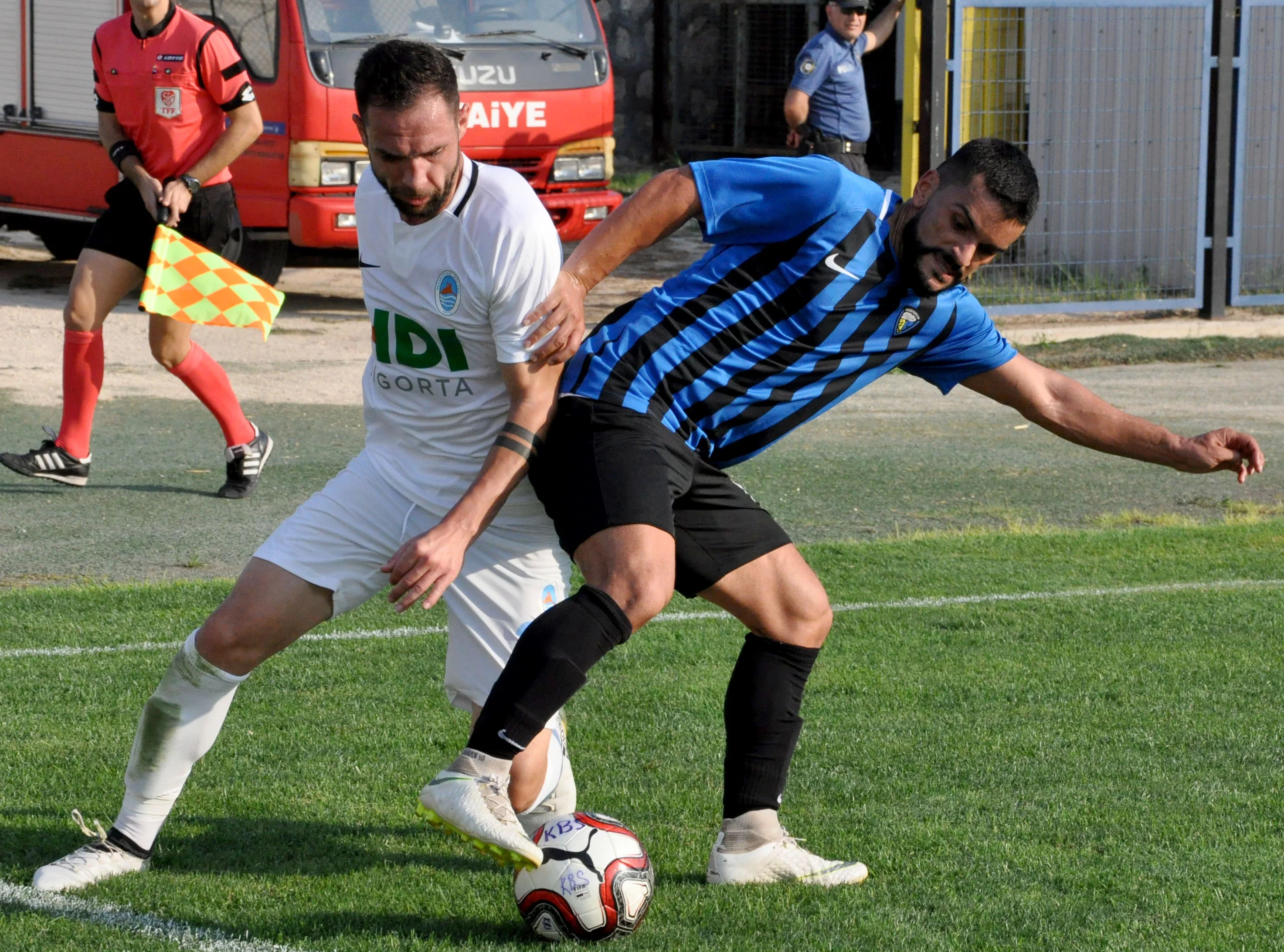 Karacabey Belediyespor - Pazarspor: 0-0