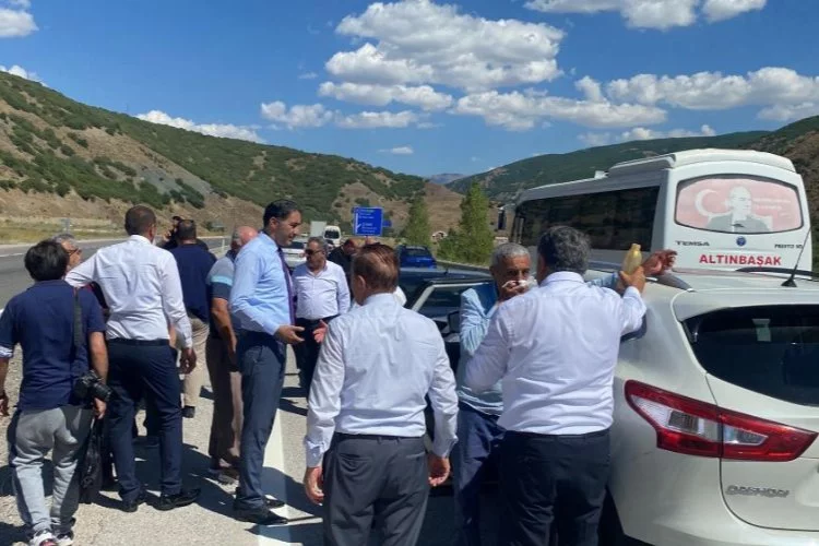 Kılıçdaroğlu’nun konvoyunda zincirleme trafik kazası