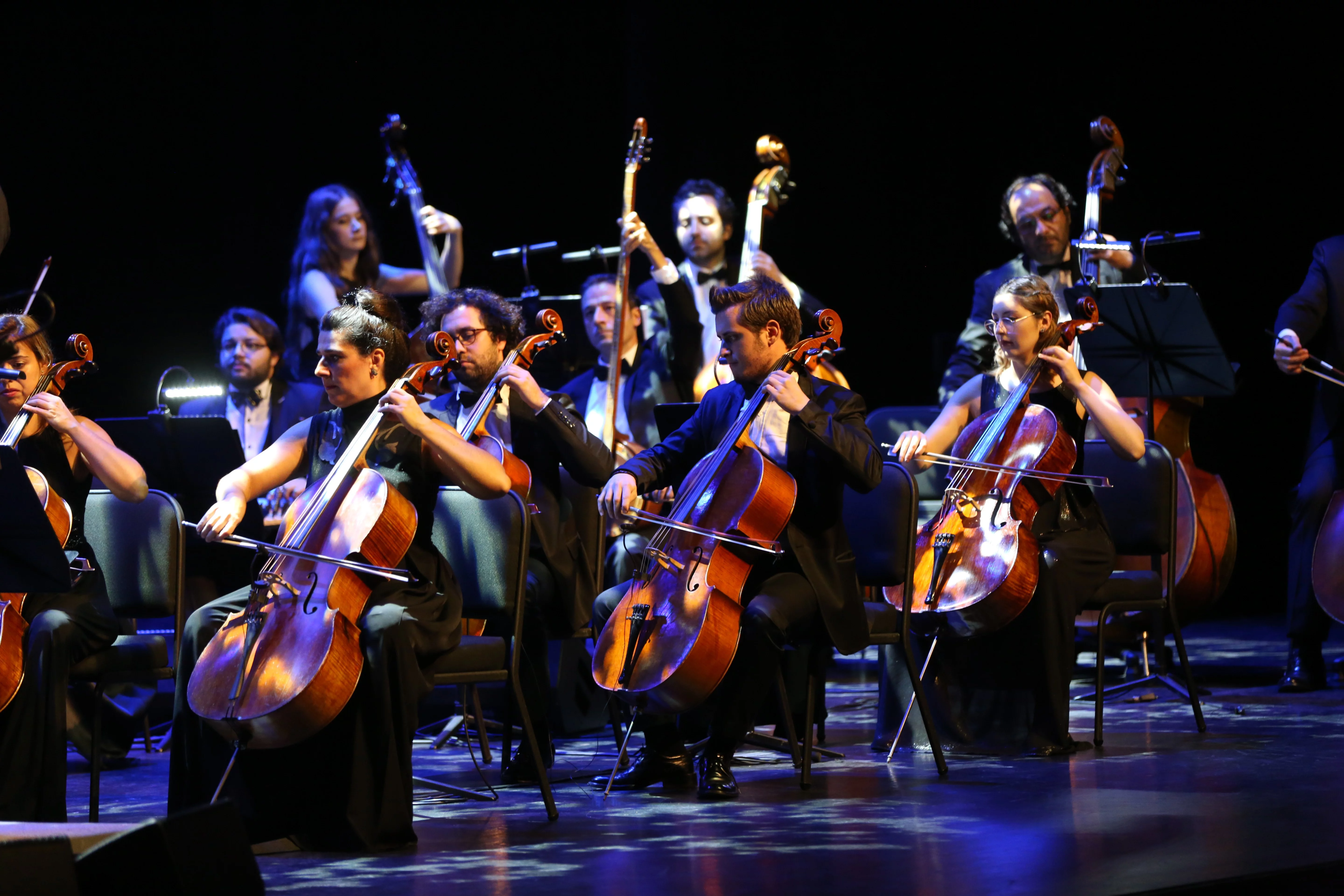Limak Filarmoni Orkestrası, Zeki Müren şarkıları ile turneye çıkıyor