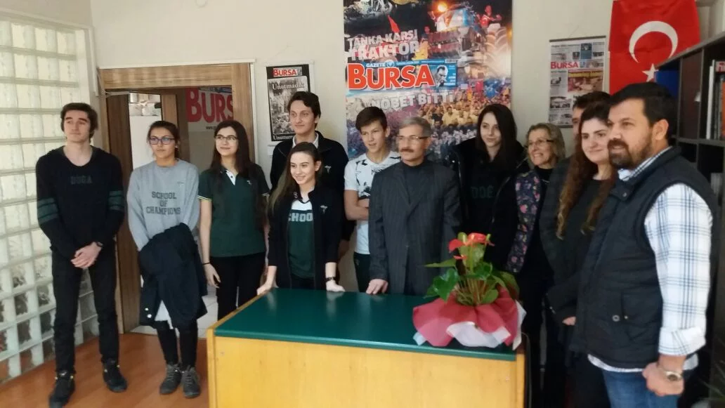 Doğa Okulları öğrencileri, Gazete Bursa’yı ziyaret etti