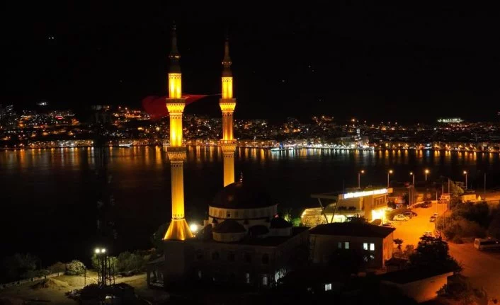 Marmara'nın ikinci Çamlıca Camii Togg'un babayiğitlerinden yardım bekliyor
