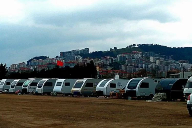 Mudanya 50’den fazla karavana ev sahipliği yapıyor