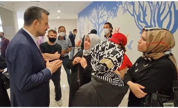 Mustafa Esgin'den Çocuk Onkoloji Hastanesi'ne ziyaret