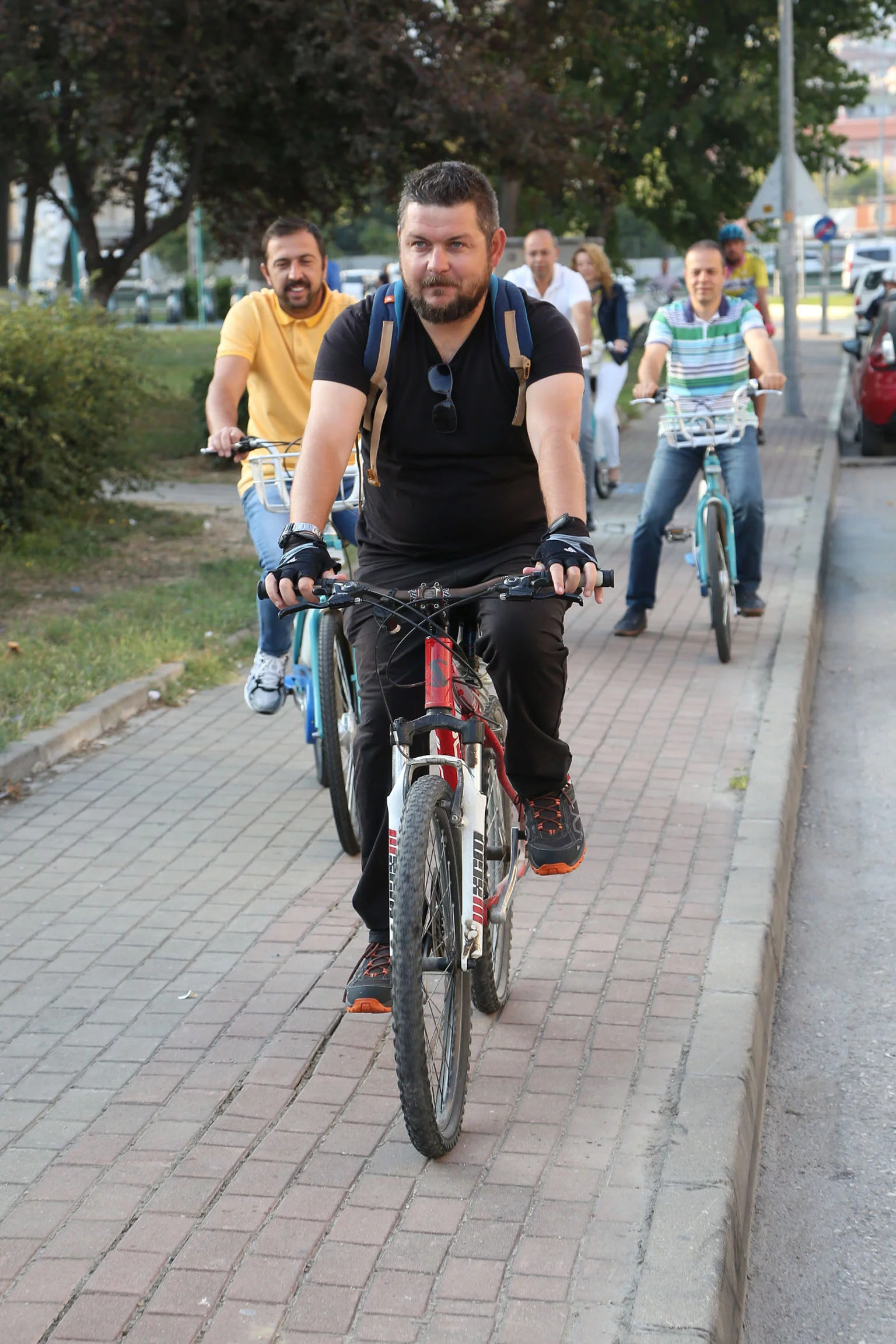 Nilüfer Belediyesi çalışanları çevreci ulaşıma dikkat çektiler