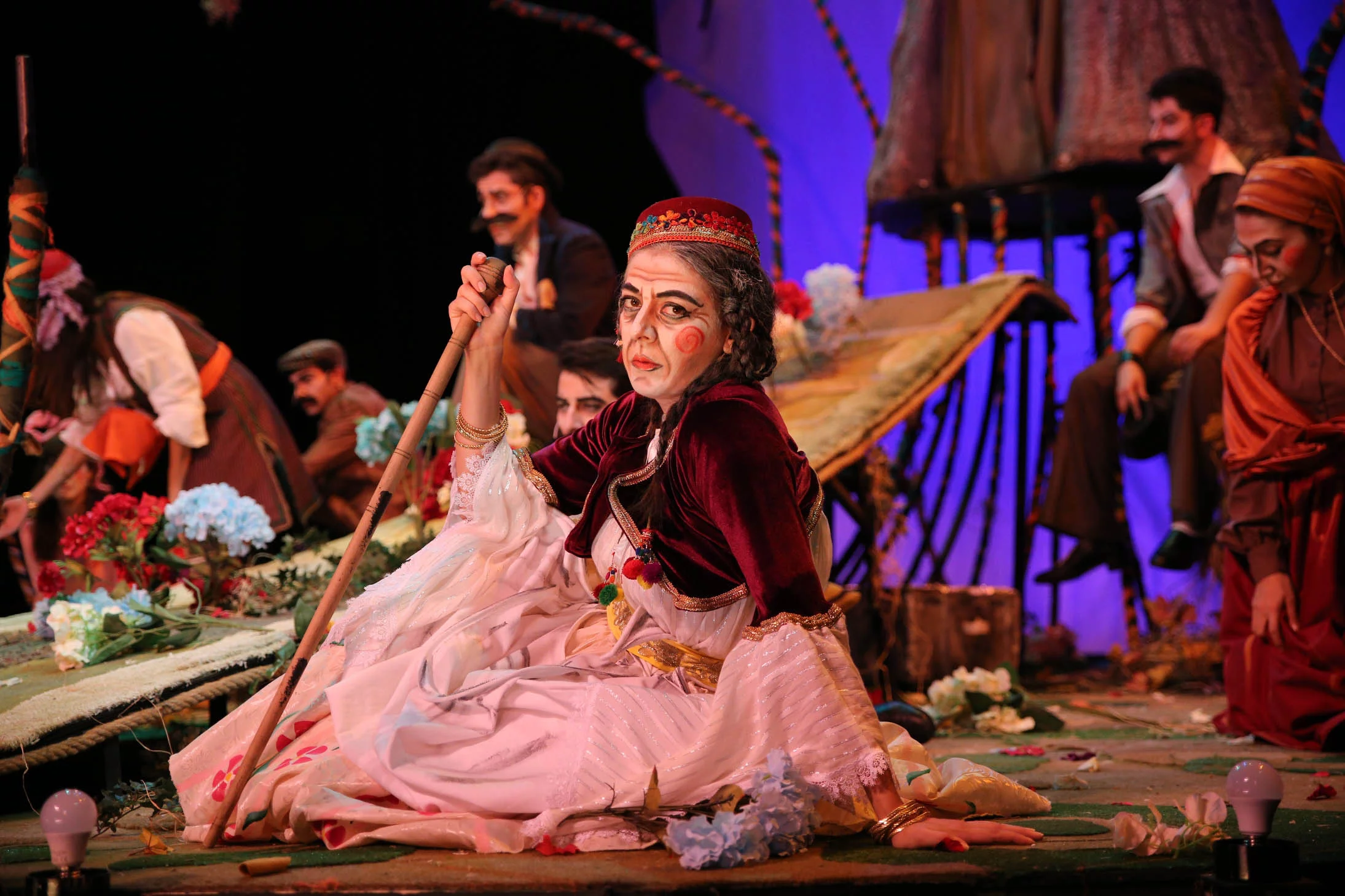 Nilüfer Kent Tiyatrosu perdesini “Hayali’nin Hayali” isimli oyunla açtı