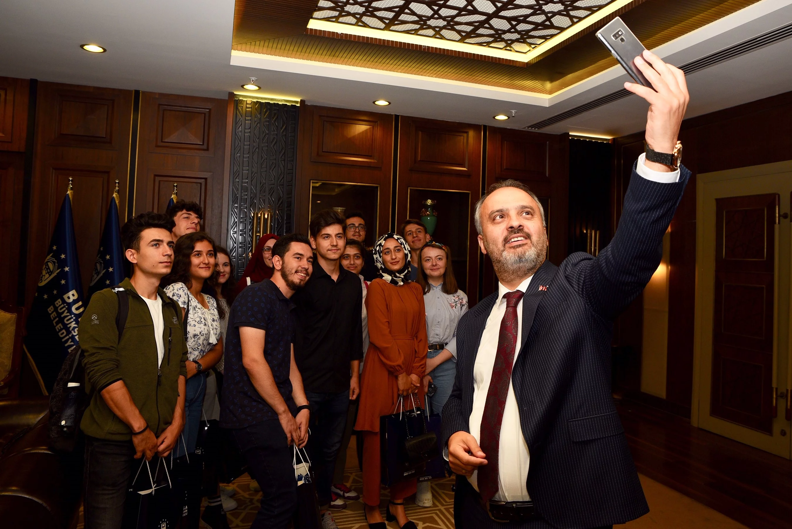 Öğrencilerden Bursa Büyükşehir Belediyesine “rehberlik” teşekkürü