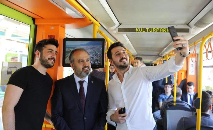 Öğrenciye en ucuz toplu ulaşım hizmeti Bursa'da