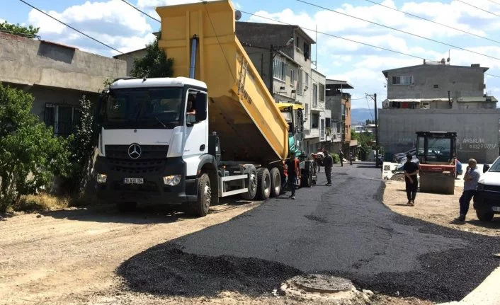 Osmangazi’den yoğun asfalt mesaisi