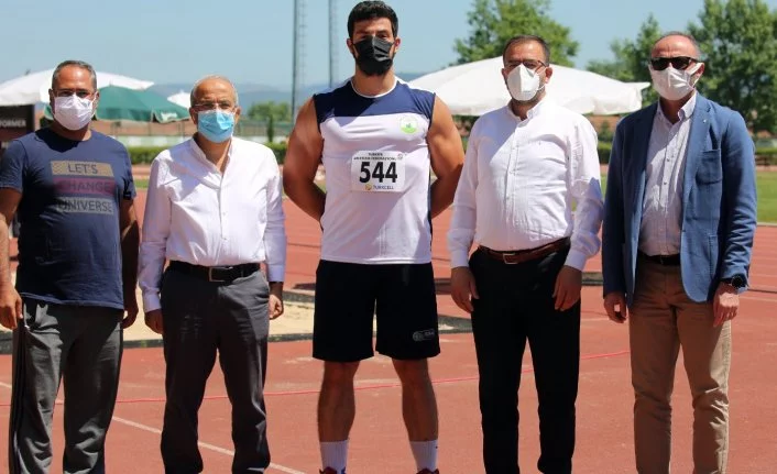 Osmangazili Atlet Rekor Geliştirdi