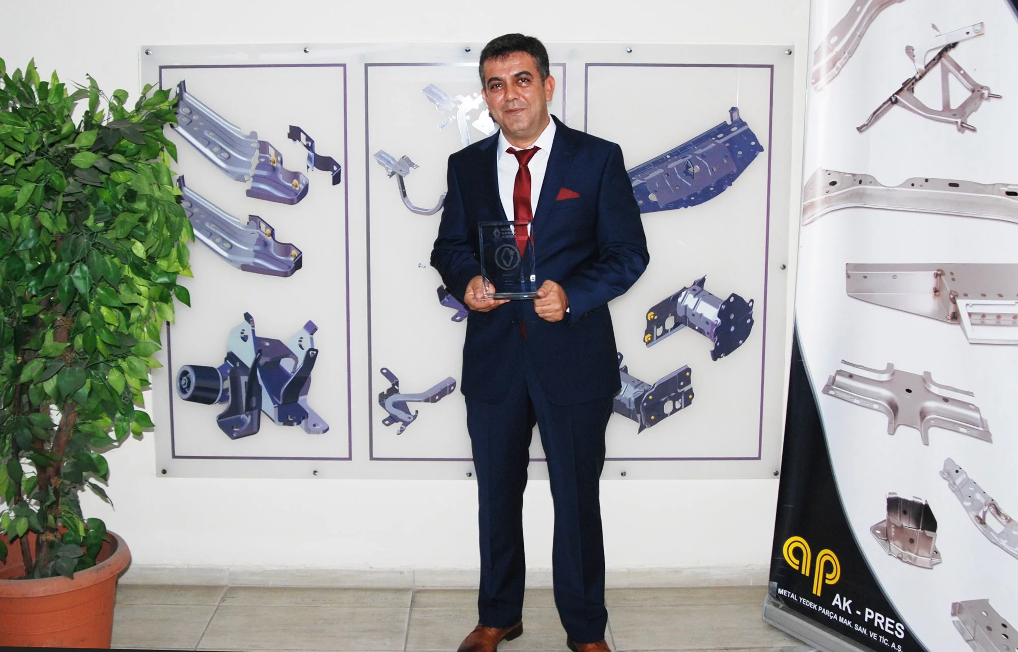 “Renault tedarikçi kalite ödülü” bu yıl da Ak Pres Otomotiv’in oldu