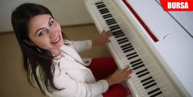 ‘Rus gelin’ piyanoda Türk yetenekleri keşfediyor