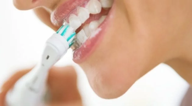 Şarjlı diş fırçalarında bilinçsiz kullanımına dikkat!