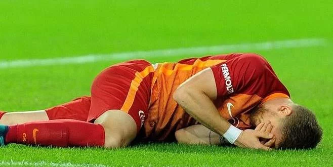 Serdar Aziz'den Galatasaray'a kötü haber