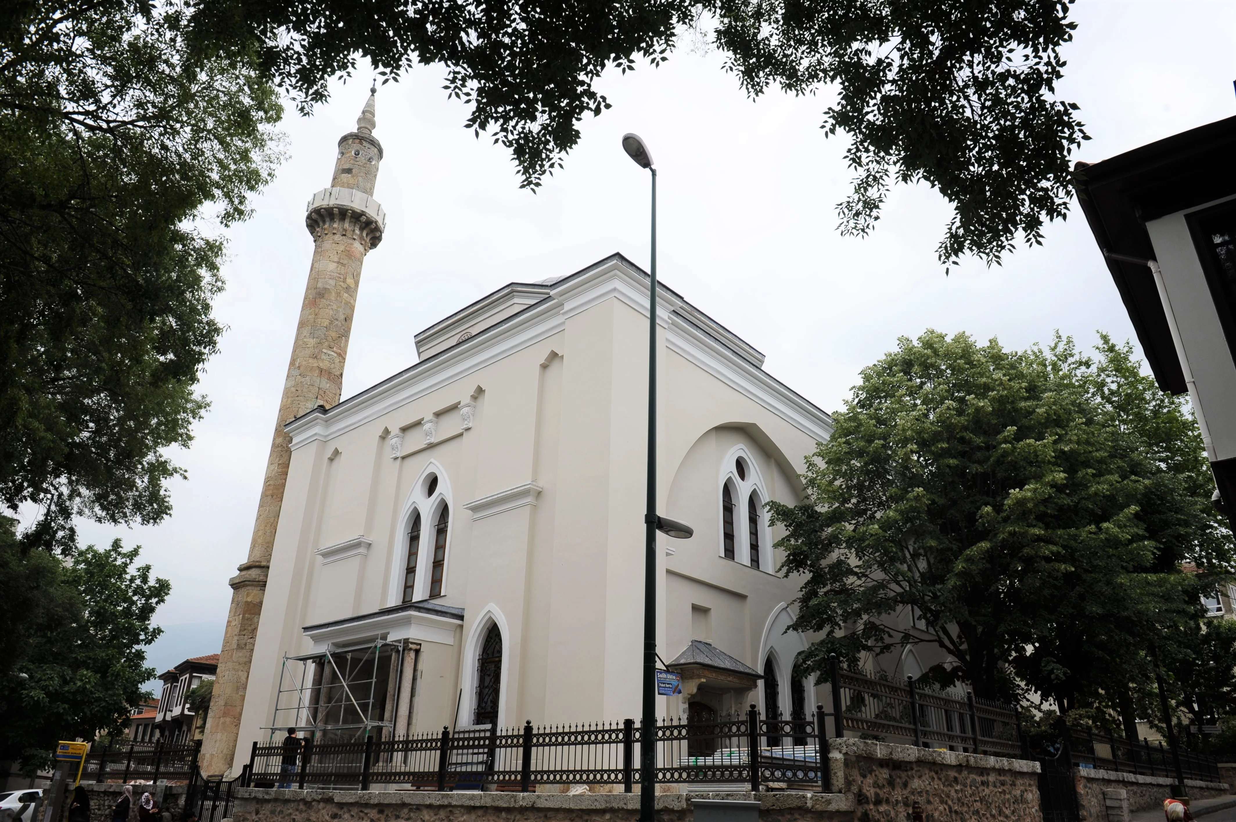 Tarihi Cami'de bitmeyen restorasyon