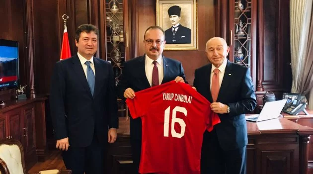 TFF Başkanı Nihat Özdemir, Bursa’da önemli ziyaretler gerçekleştirdi