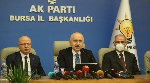 "Türksat 6A'nın tamamen milli imkanlarla entegrasyon ve test çalışmalarını Ankara'da başarı ile yürütüyoruz"