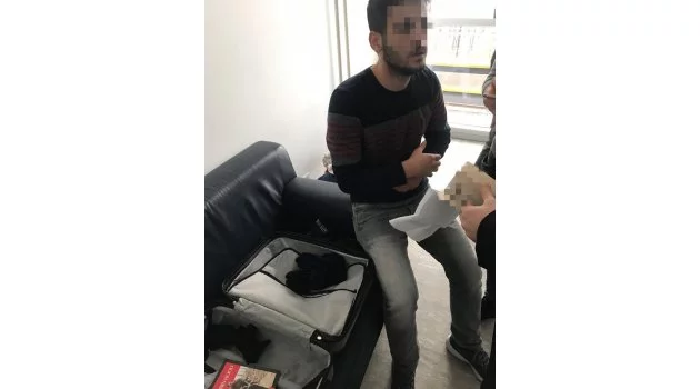 Ukrayna'da sahte pasaportla Avrupa’ya gitmeye çalışan 3 Türk yakalandı